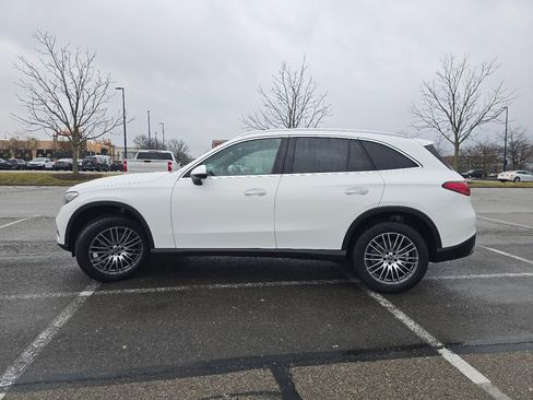 New 2026 Mercedes-Benz GLC 300 4MATIC image 14