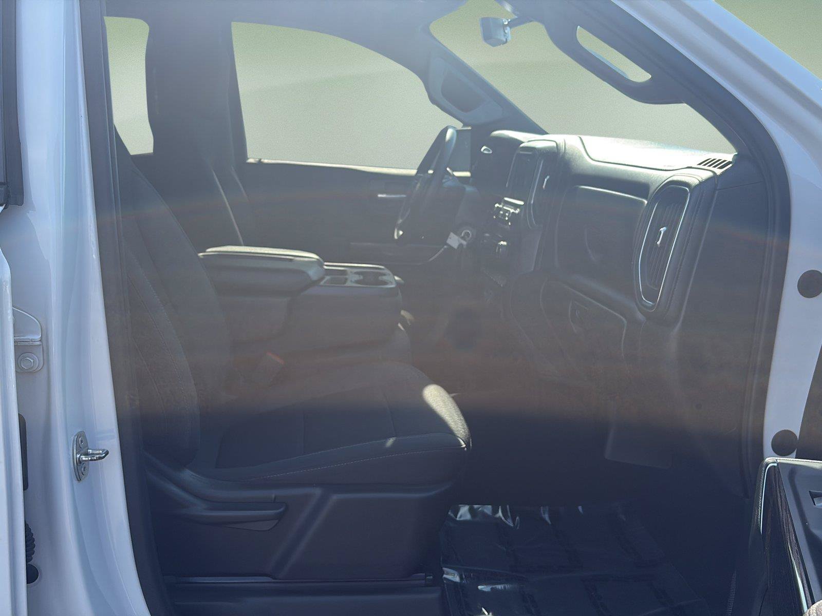 Used 2020 Chevrolet Silverado 1500 LT w/ Trailering Package AWD/4WD image 14