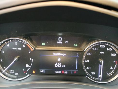 Used 2022 Cadillac XT4 Luxury w/ Driver Awareness Package AWD/4WD image 25