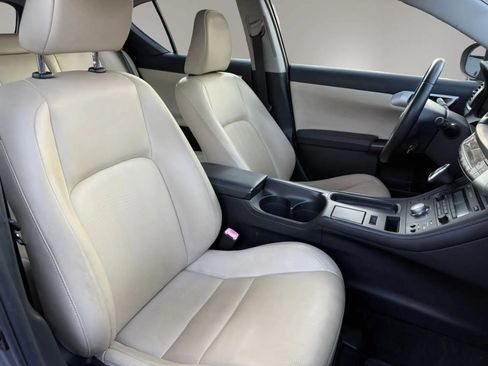 Used 2012 Lexus CT 200h Premium FWD image 20