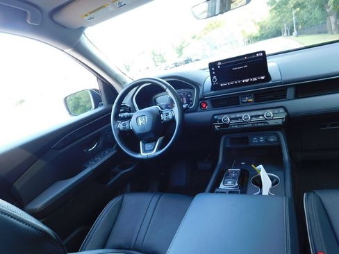 Certified 2023 Honda Pilot Elite image 3