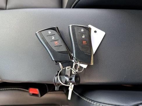 Used 2023 Lexus UX 250h FWD w/ Accessory Package (Z2) image 39