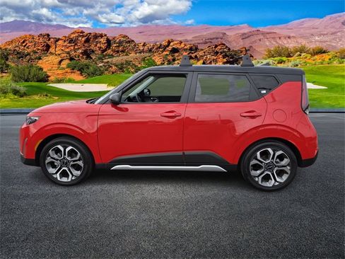 Certified 2025 Kia Soul EX image 7