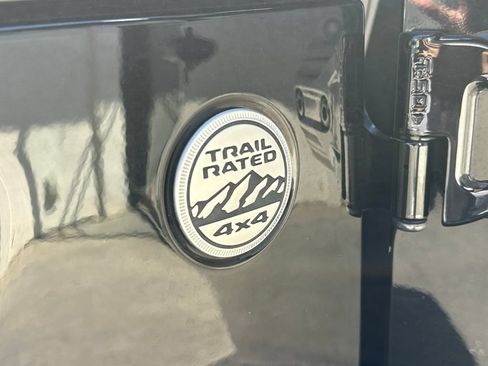 Used 2020 Jeep Gladiator Sport w/ Quick Order Package 24S AWD/4WD image 9