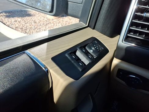 Used 2017 Ford F150 XLT image 26