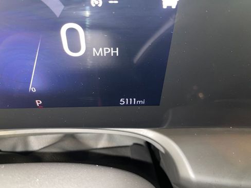 Used 2025 Buick Encore GX Avenir w/ Avenir Convenience Package AWD/4WD image 22