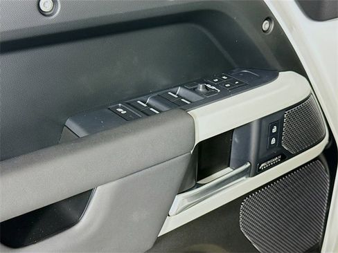 Certified 2023 Land Rover Defender 110 SE image 20