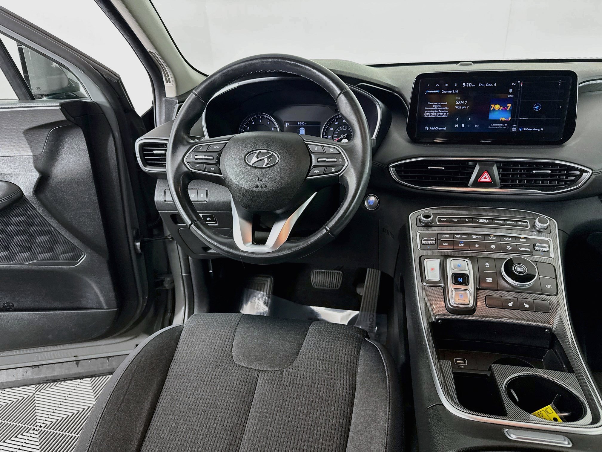 Used 2023 Hyundai Santa Fe SEL w/ Cargo Package FWD image 27