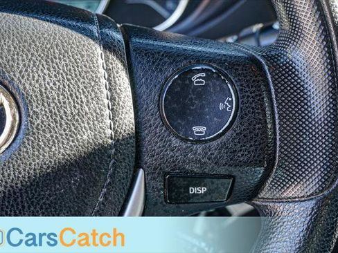 Used 2016 Toyota Corolla LE image 32