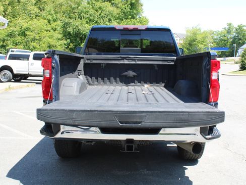 Used 2022 Chevrolet Silverado 2500 LTZ w/ LTZ Texas Edition AWD/4WD image 28