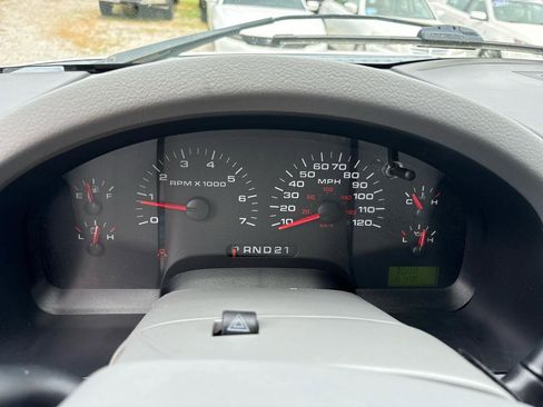 Used 2004 Ford F150 XLT image 30