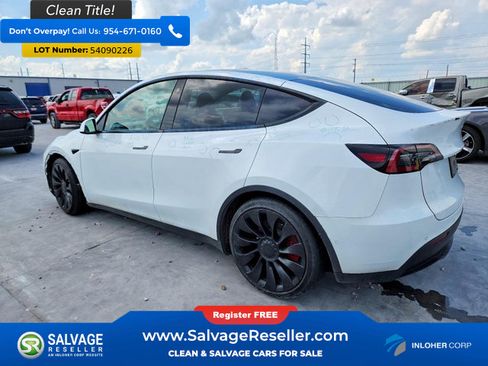 Used 2022 Tesla Model Y Performance AWD/4WD image 3