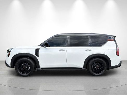 Used 2025 Nissan Armada PRO-4X AWD/4WD image 2