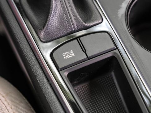 Used 2016 Hyundai Sonata Sport FWD image 32