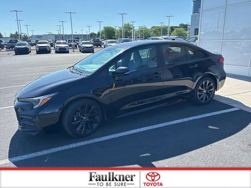Used 2024 Toyota Corolla SE FWD image 13