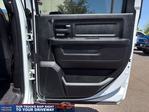 Used 2024 RAM 3500 Tradesman w/ Chrome Appearance Group AWD/4WD image 23