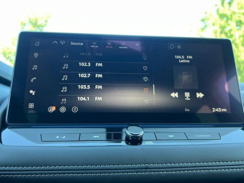 New 2026 Nissan Rogue Platinum AWD/4WD image 9