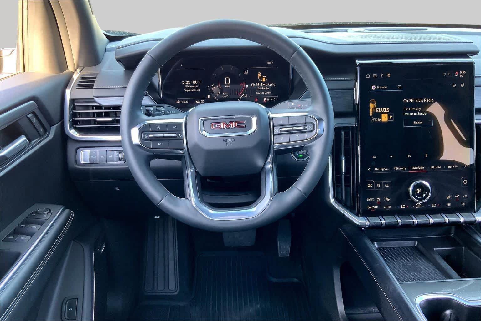 Used 2026 GMC Acadia Elevation w/ Black Edition AWD/4WD image 6