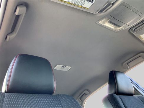 Used 2015 Toyota Camry SE FWD image 14