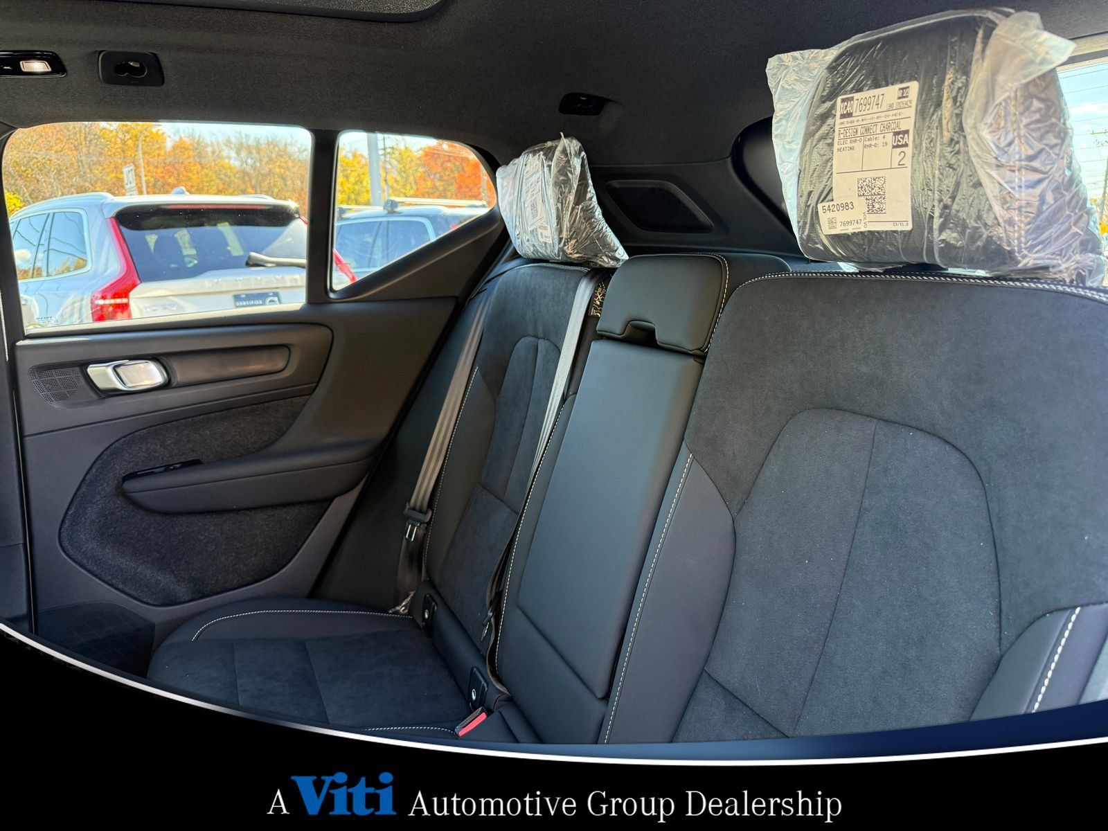 Used 2026 Volvo XC40 B5 Ultra w/ Protection Package Premier AWD/4WD image 14
