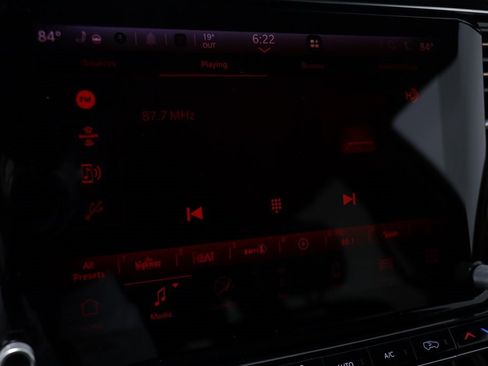 Used 2024 Jeep Grand Wagoneer L Series III image 9