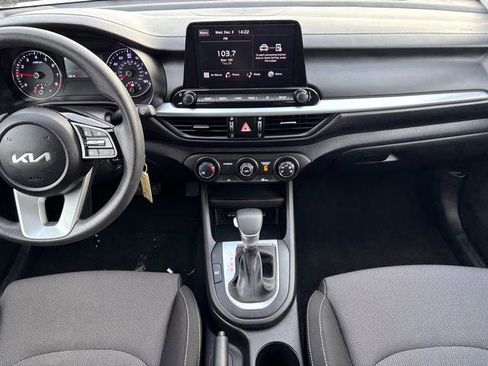 Certified 2023 Kia Forte LXS image 18