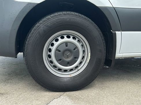 Used 2024 Mercedes-Benz Sprinter 144 Cargo image 9