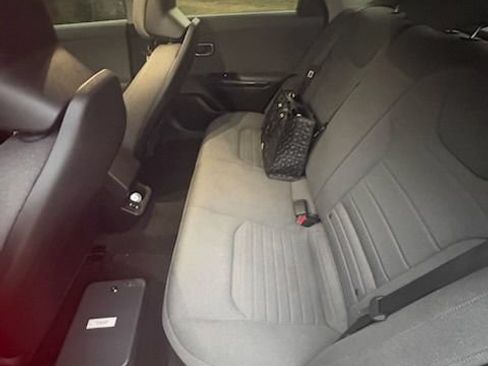 Used 2025 Kia K4 EX FWD image 5