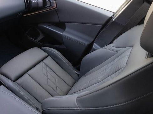 New 2025 BMW X3 xDrive30i w/ Premium Package image 27