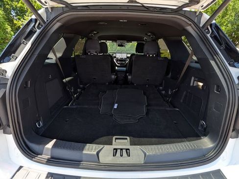 Used 2025 Ford Explorer ST-Line AWD/4WD image 36