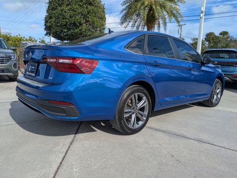 Certified 2023 Volkswagen Jetta SE image 4