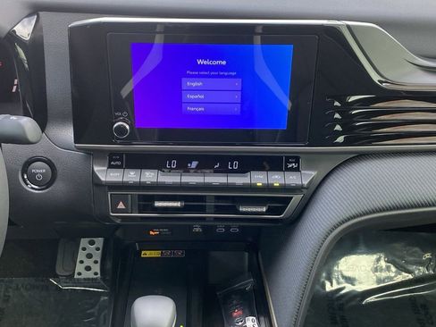 Certified 2026 Toyota Camry SE image 28