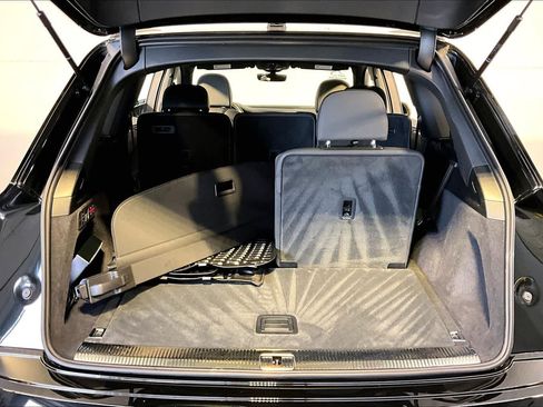 Used 2025 Audi Q7 3.0T Prestige AWD/4WD image 36