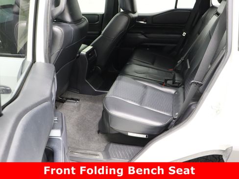 Used 2024 Toyota Land Cruiser image 33