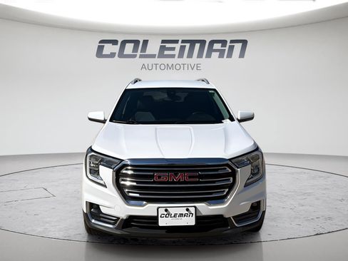 Used 2024 GMC Terrain SLT AWD/4WD image 8