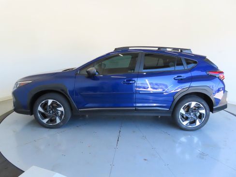 New 2026 Subaru Crosstrek 2.5i Limited image 9