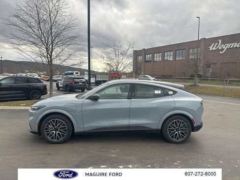 New 2025 Ford Mustang Mach-E Premium AWD/4WD image 8