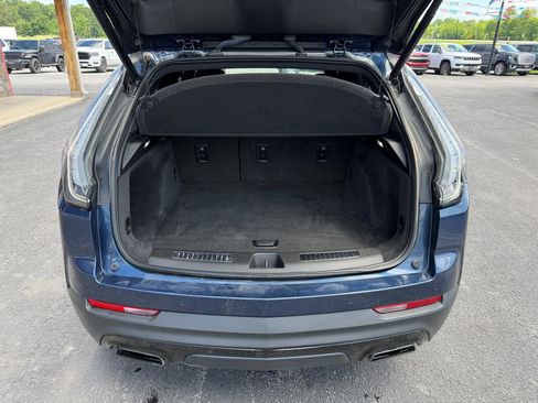 Used 2019 Cadillac XT4 Sport w/ Cold Weather Package AWD/4WD image 6