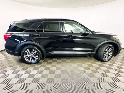 Used 2020 Ford Explorer Platinum w/ Premium Technology Package AWD/4WD image 8