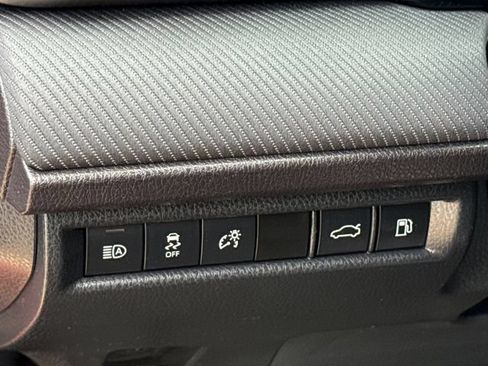 Used 2025 Toyota Camry SE FWD image 20