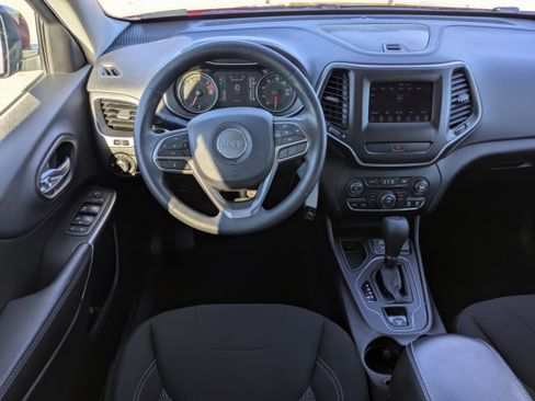 Used 2020 Jeep Cherokee Latitude image 17