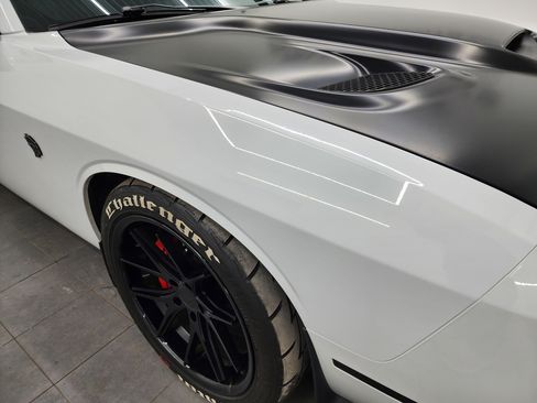 Used 2017 Dodge Challenger SRT Hellcat RWD image 24