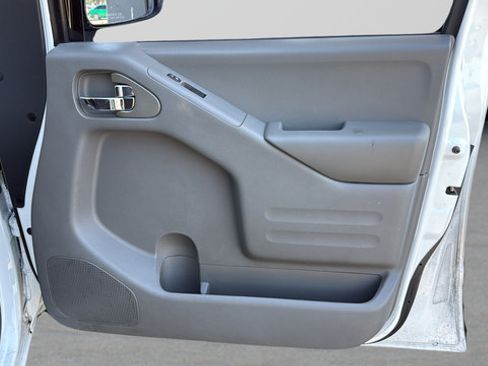Used 2019 Nissan Frontier SV RWD image 28