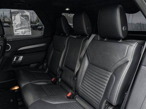 Used 2021 Land Rover Discovery S R-Dynamic AWD/4WD image 25