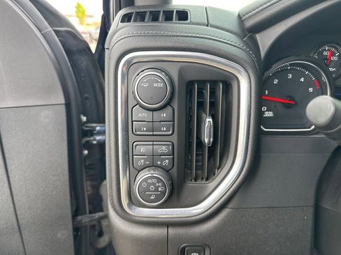 Used 2021 Chevrolet Silverado 3500 LTZ w/ Gooseneck/5TH Wheel Package AWD/4WD image 22