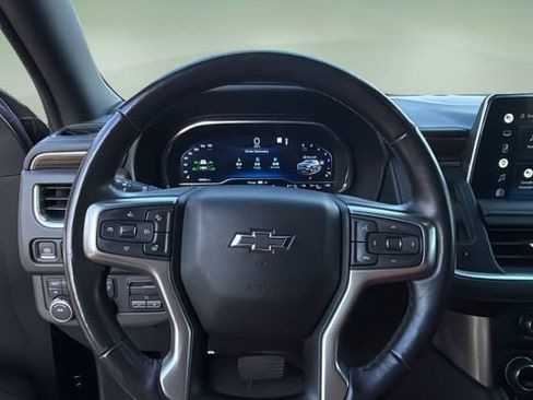 Used 2022 Chevrolet Tahoe Z71 w/ Luxury Package image 10