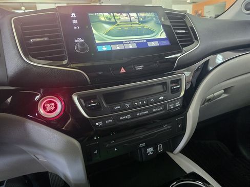 Used 2019 Honda Pilot Touring image 29