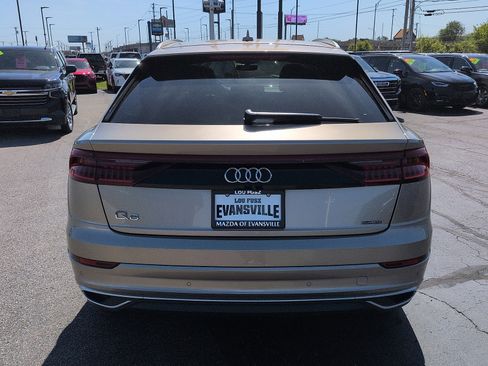 Used 2019 Audi Q8 Prestige w/ Luxury Package AWD/4WD image 6