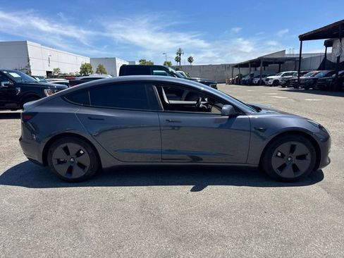 Used 2023 Tesla Model 3 Standard Range RWD image 4