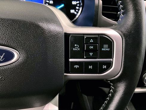 Certified 2024 Ford Expedition Max XLT image 18